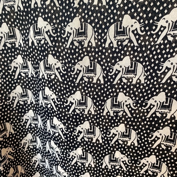 Pixley Elephant Print Blouse Women’s Medium - Picture 5 of 10
